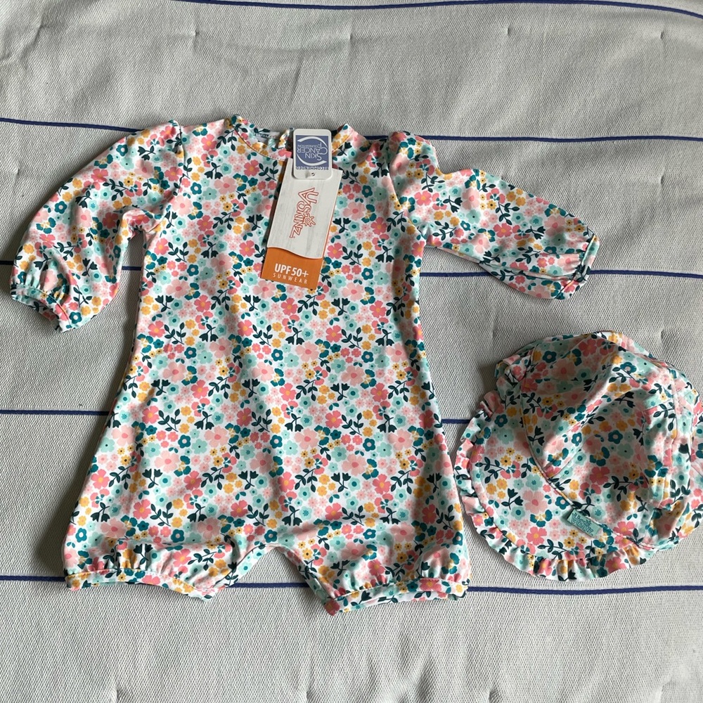UVSkinz Baby Girl swimsuit - NWT